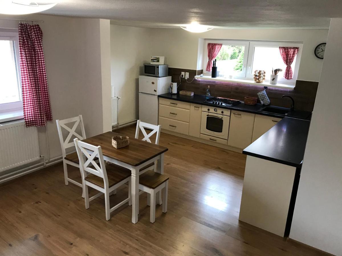 Apartman Emka 2 Liptovsky Mikulas Luaran gambar